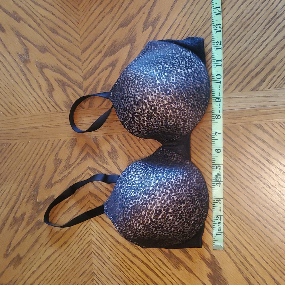 4 Bras - Picture 12 of 14